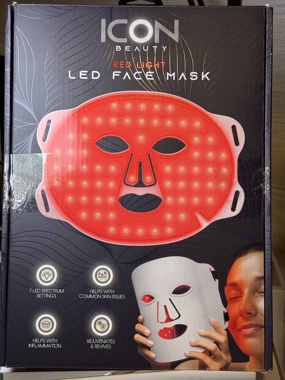 Icon Beauty LED Face Mask - 7 Different LED Color Modes - NEW in box